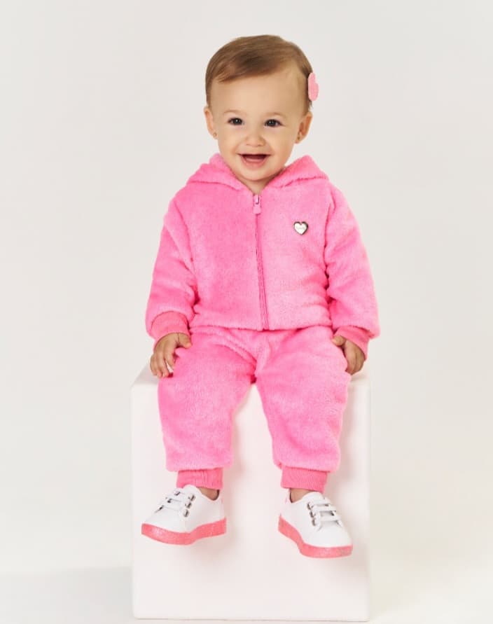Conjunto baby em pelo com capuz