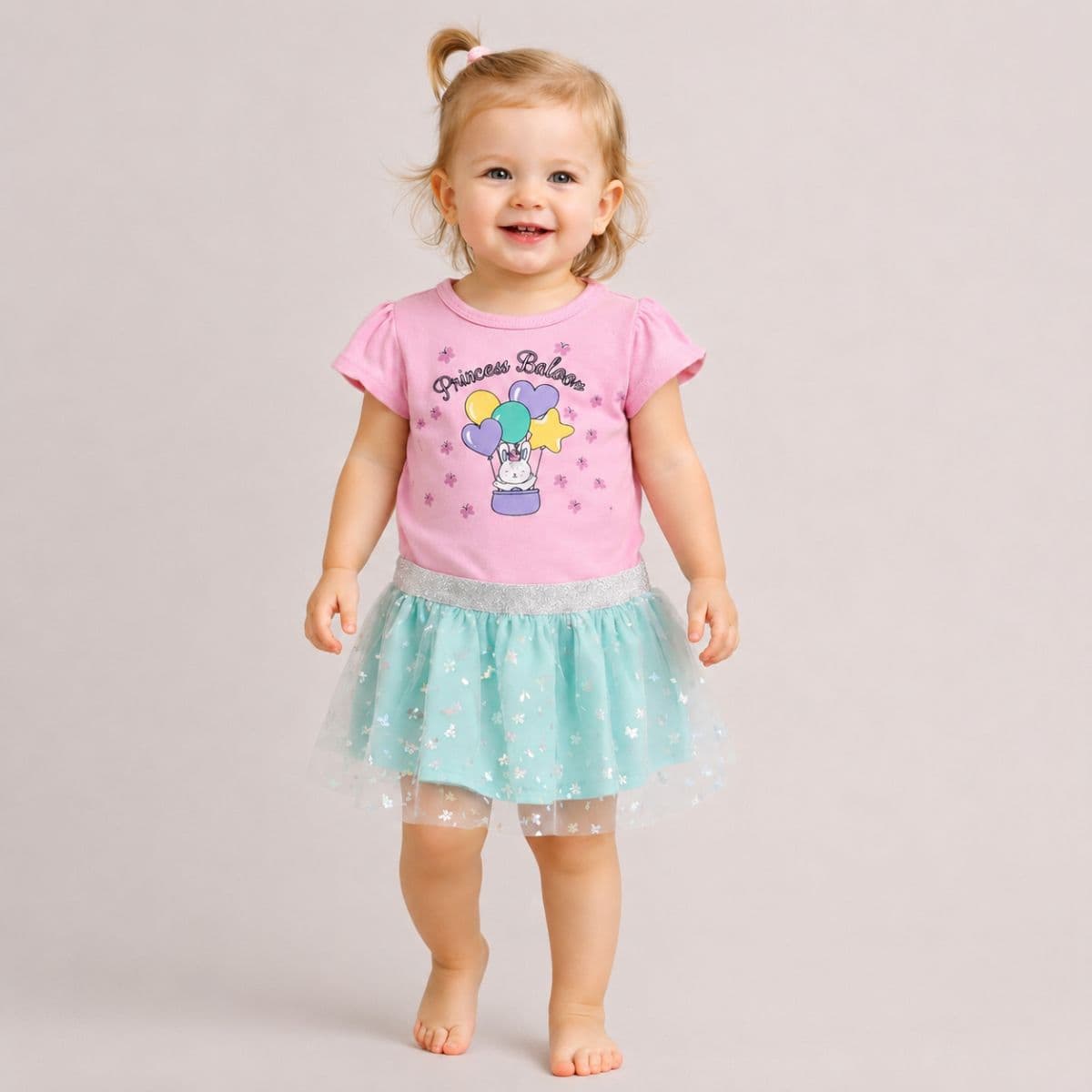 Conjunto com short-saia de tule
