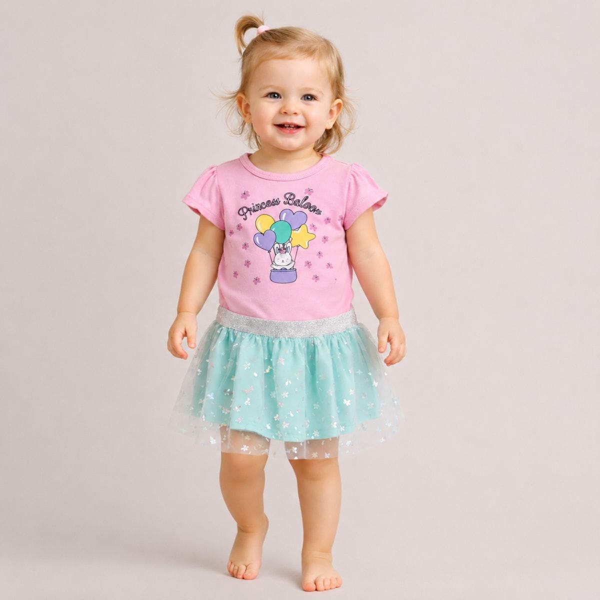 Conjunto com short-saia de tule